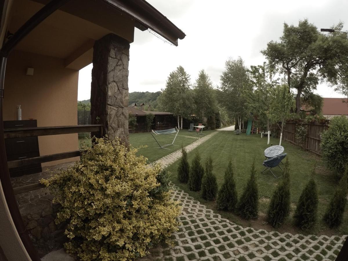 Hotel Conacul Caterinei à Polovragi Extérieur photo