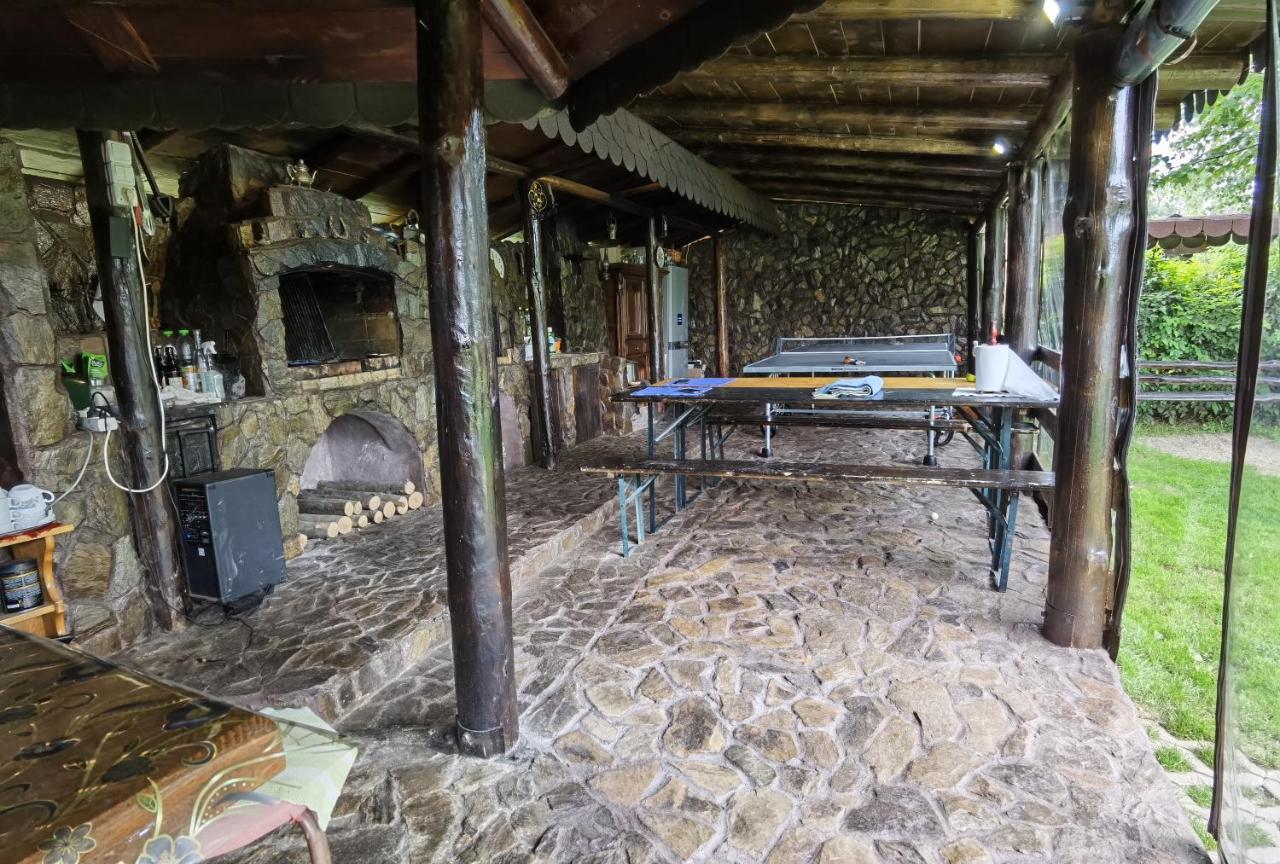 Hotel Conacul Caterinei à Polovragi Extérieur photo